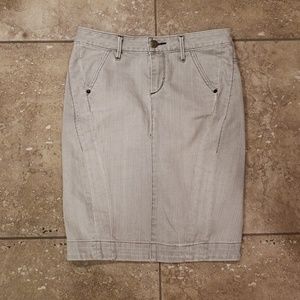 Earnest Sewn sz 26 denim pencil skirt!